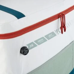 Quechua GLACIERE SOUPLE DE CAMPING - 35 LITRES - CONSERVATION AU FRAIS 17 HEURES -Camping En Plein Air glaciere souple de camping 35 litres conservation au frais 17 heures 8