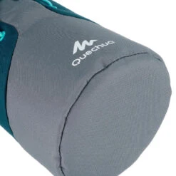 Quechua Housse Isotherme Pour Gourde Randonnée 1,2 à 1,5 Litre Gris/bleu -Camping En Plein Air housse isotherme pour gourde randonnee 12 a 15 litre grisbleu 2