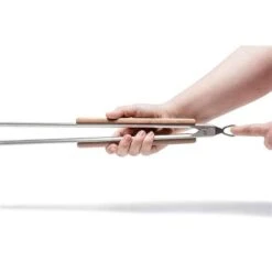 Petromax Grill Tong Small Charbon -Camping En Plein Air petromax grill tong small charbon 4