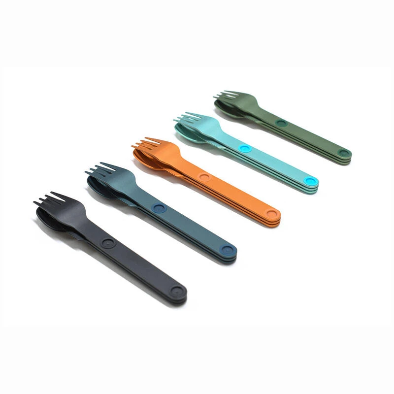 SET COMPLET DE 5 JEUX DE 3 COUVERTS MAGNÉTIQUES CAMPING EN ALUMINUM DUR - ÉTUI 2 SET COMPLET DE 5 JEUX DE 3 COUVERTS MAGNÉTIQUES CAMPING EN ALUMINUM DUR - ÉTUI – Image 2